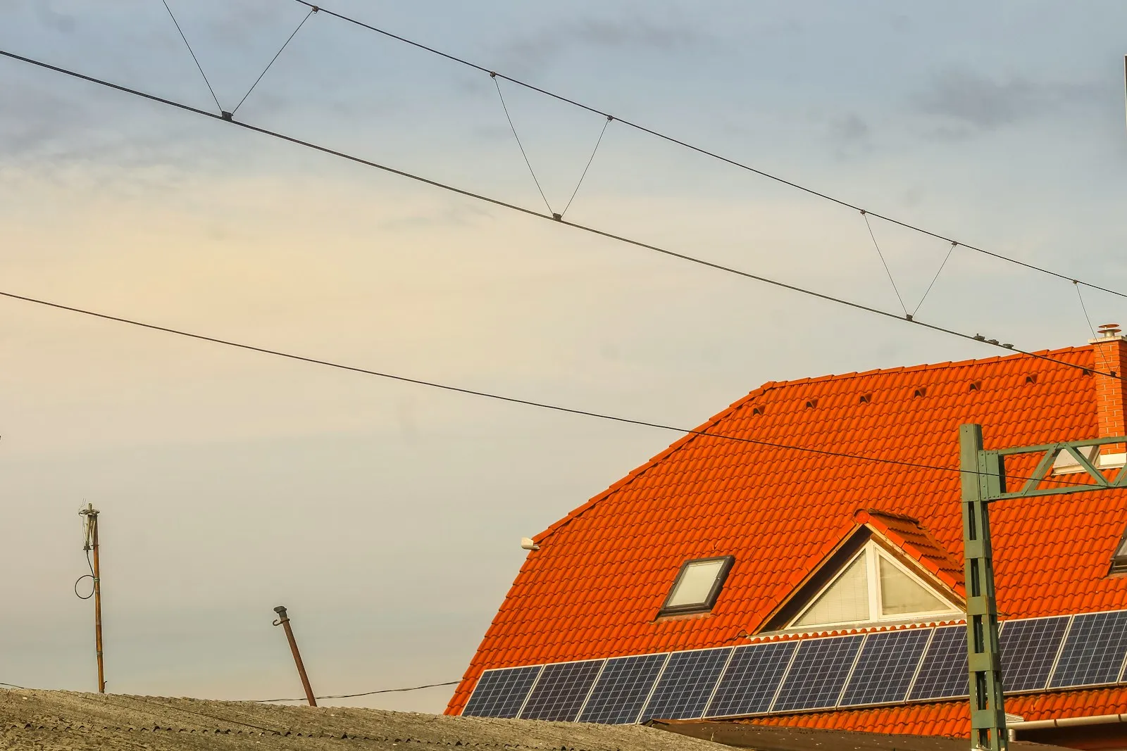 Zonnepanelen serie- vs parallelschakeling uitgelegd